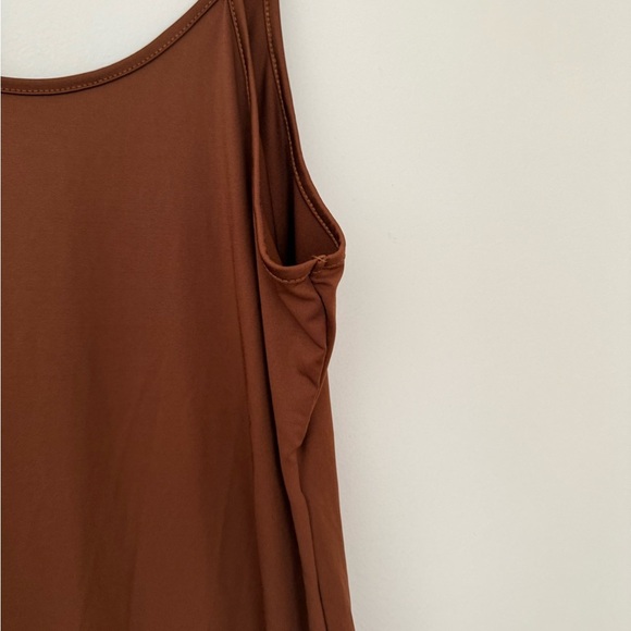 Elegant Brown Jumpsuit - Picture 4 of 8
